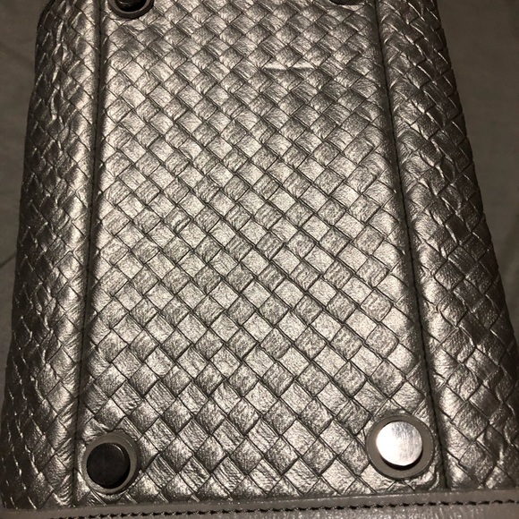 TODAY ONLY: Authentic BURBERRY Blue Label Silver Cream Woven Medium Shoulder Bag - Picture 8 of 14